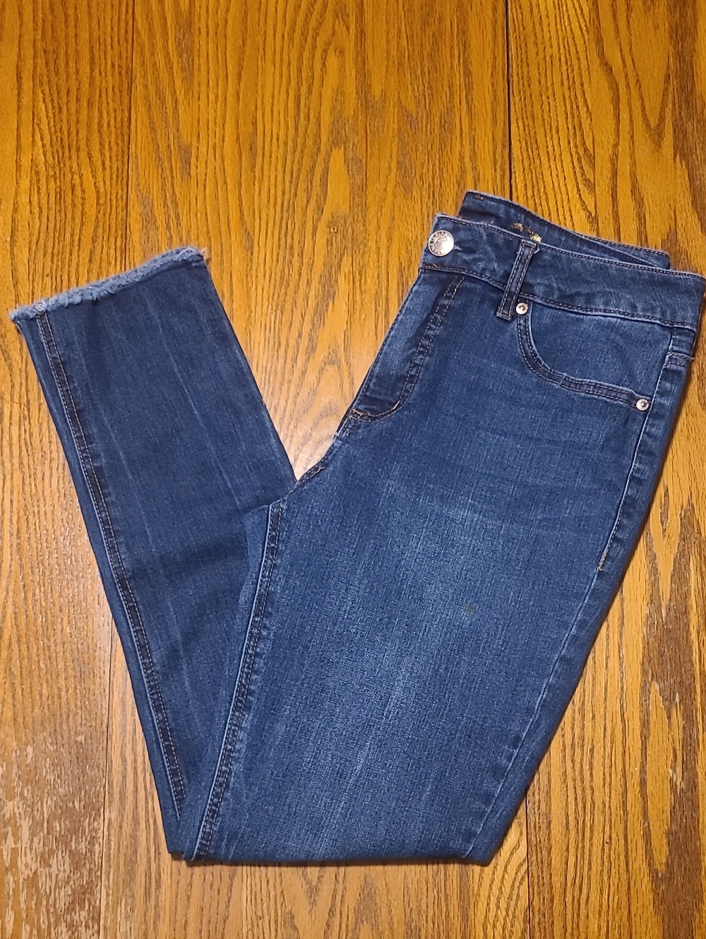 Seven7 Women’s Dark Blue Denim Jeans - Size 8 - Picture 1 of 13